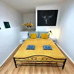 Cozy Old-town At Kazimierz +ac, Kitchen And Netflix Cracóvia