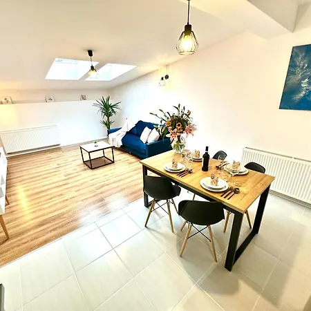 Apartment Cozy Old-town At Kazimierz +ac, Kitchen And Netflix