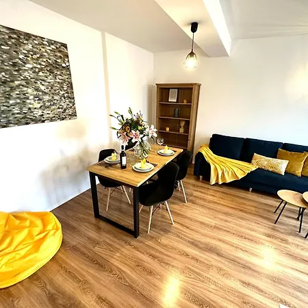 Cozy Old-town At Kazimierz +ac, Kitchen And Netflix Apartment