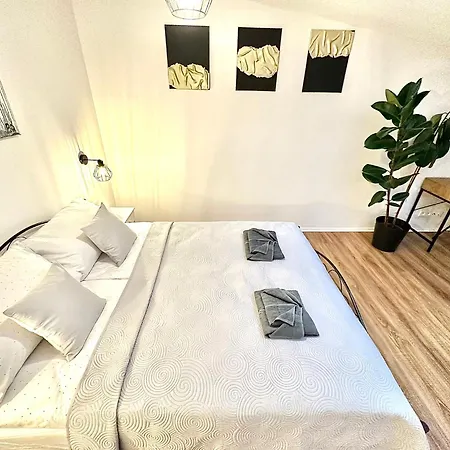 Cozy Old-town At Kazimierz +ac, Kitchen And Netflix Apartment