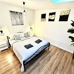 Cozy Old-town At Kazimierz +ac, Kitchen And Netflix Krakov